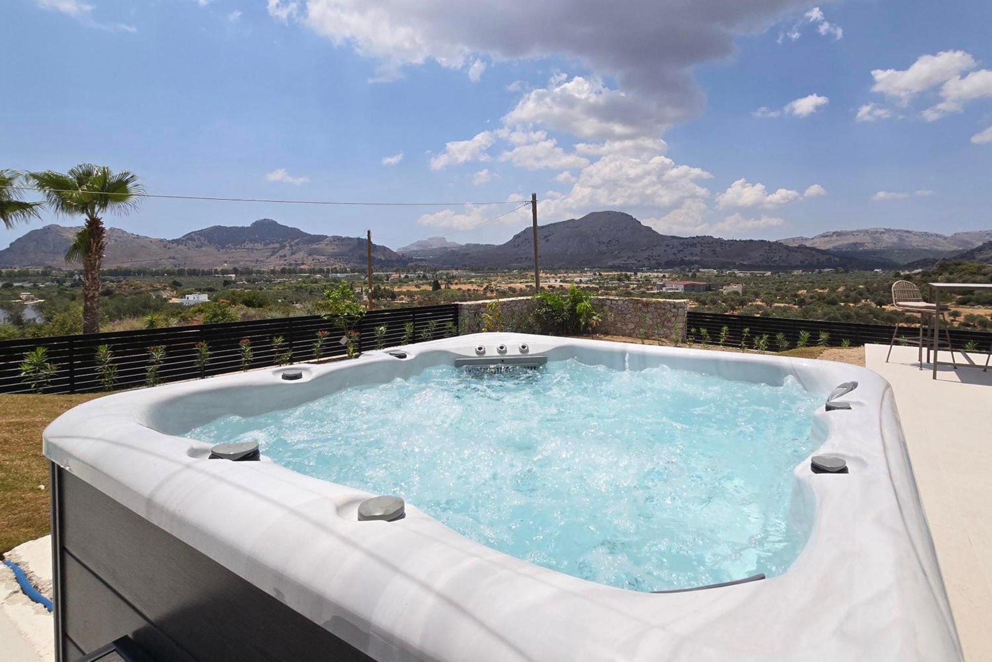 Villa Trapezia Luxury Living à Kolymbia Extérieur photo