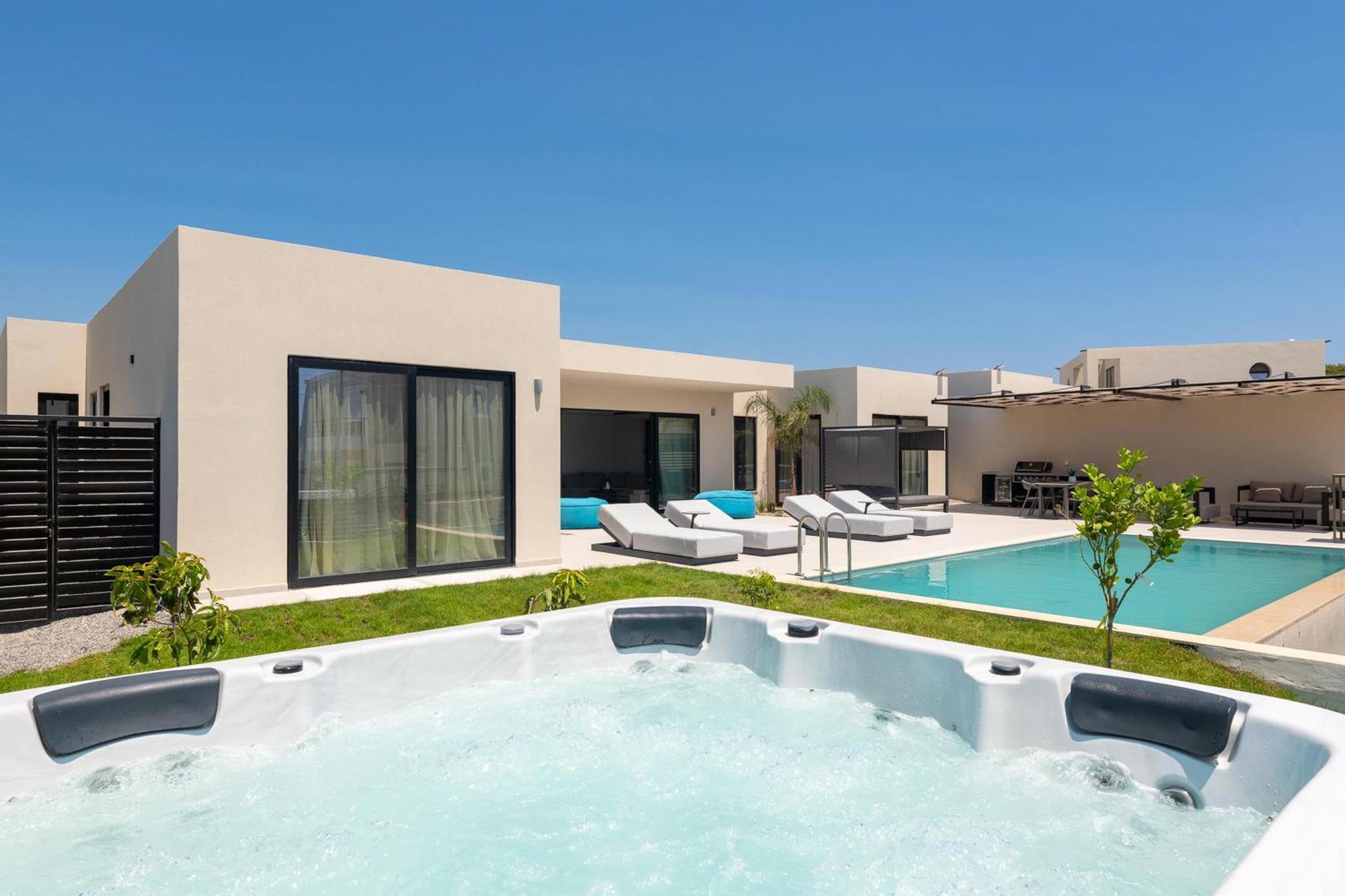 Villa Trapezia Luxury Living à Kolymbia Extérieur photo